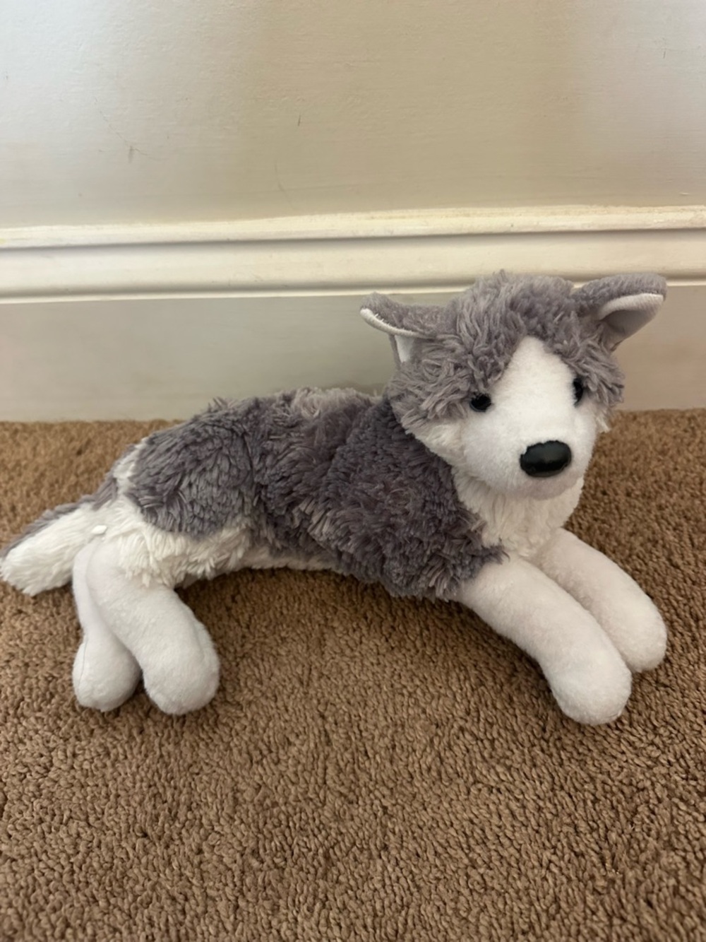 Douglas Plush 4327 Glacier Husky Stuffed Animal Retired Regal Dog Laying Down
